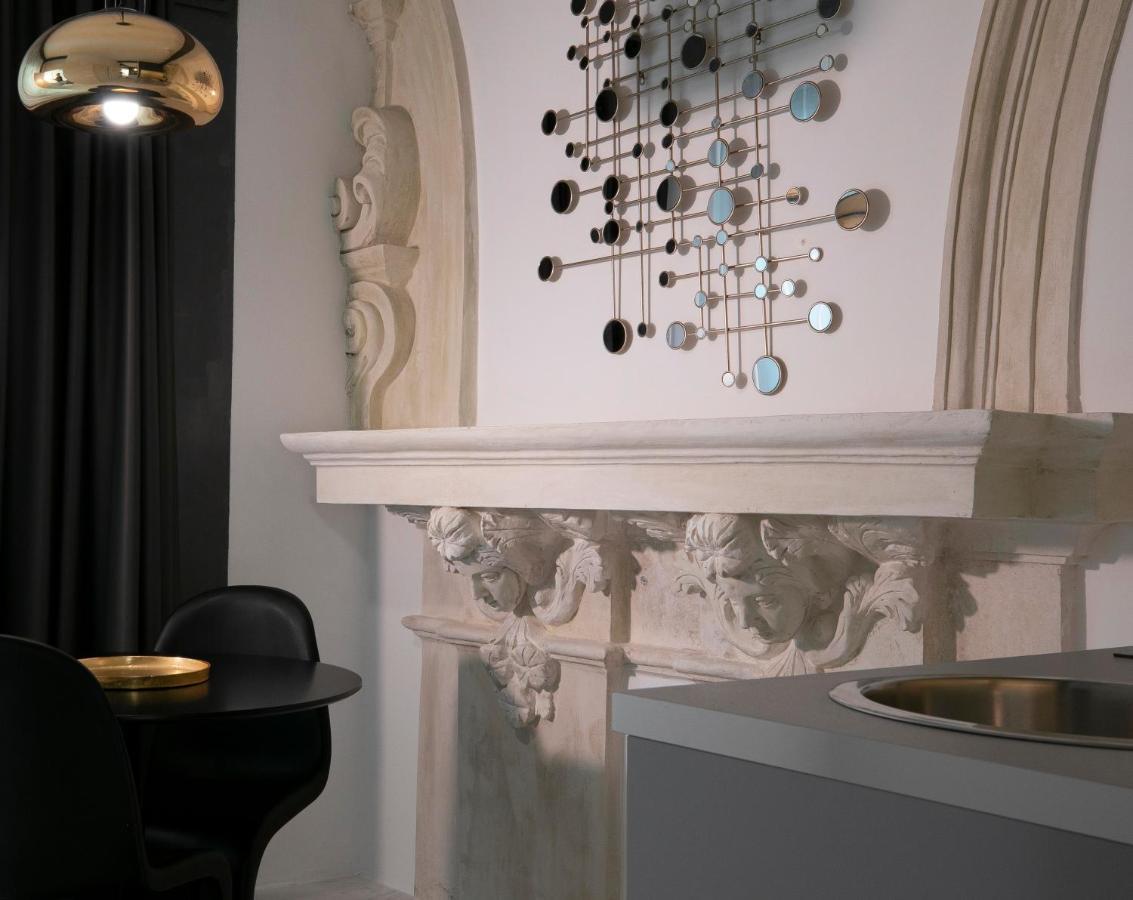 Azzoli Trapani - Apartments&Skypool - Adults Only Экстерьер фото