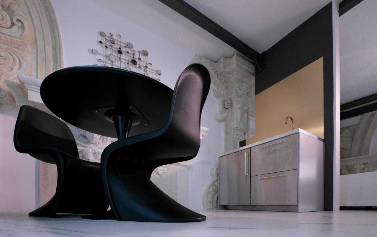 Azzoli Trapani - Apartments&Skypool - Adults Only Экстерьер фото